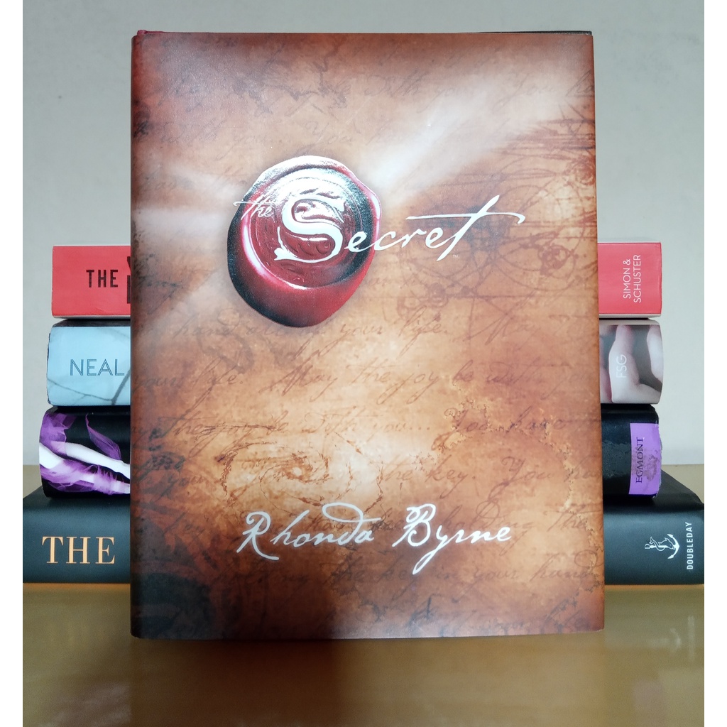 Livro THE SECRET ( O SEGREDO ) Rhonda Byrne em inglês