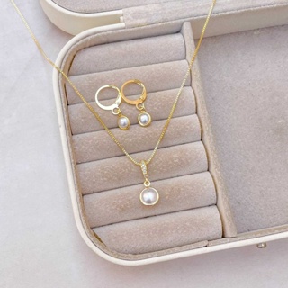 Conjunto Colar + Brinco de Argolinha com Pérola Cravejado, com Banho a Ouro 18k ou Ródio Branco