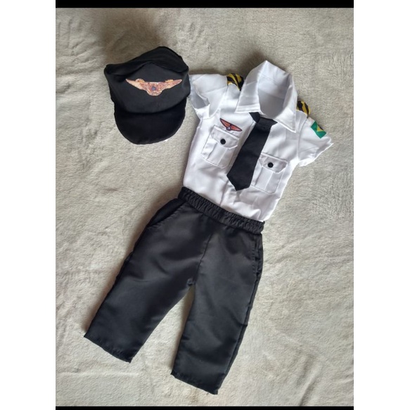 fantasia infantil de piloto de avião