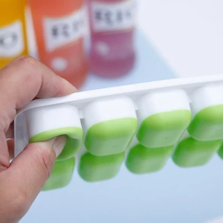 Forma de Gelo Cubo com Tampa Rígida e Flexível com de Fundo Silicone