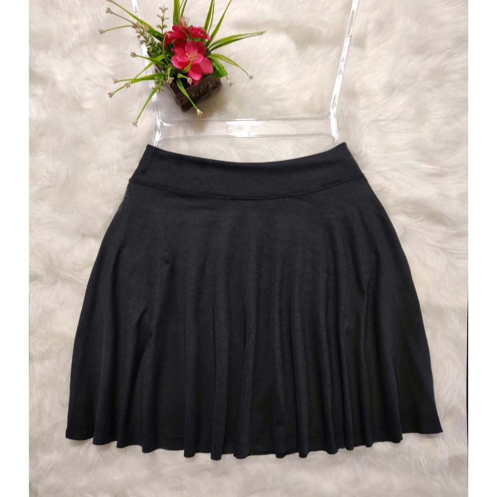 Saia curta Preta Feminina festa Rodada Cintura Alta Pronta Entrega