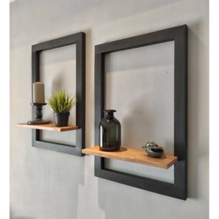 Kit com dois 2 quadros 35x33 com prateleiras envernizadas verniz escuro para decoração organização montagem simples