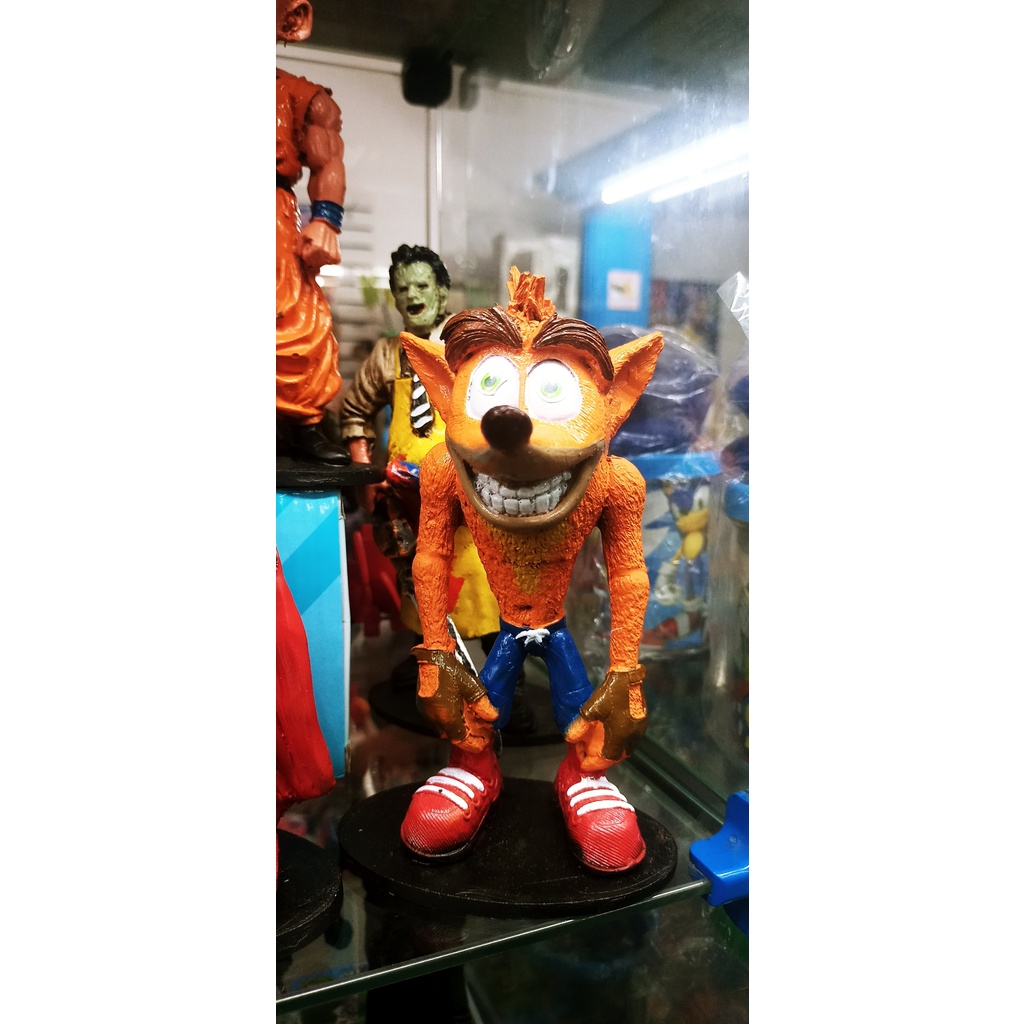 Crash bandicoot Figura Articulada 15 cm Orange