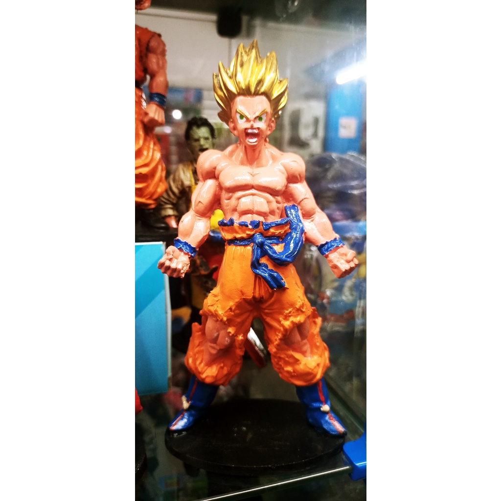 Boneco de Resina Goku Super Sayajin Desenho Dragon Ball