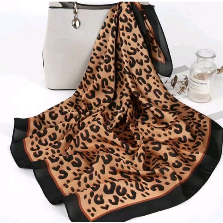 Lenço Feminina Cetim Várias Estampas Moda Atual das Blogueiras ...