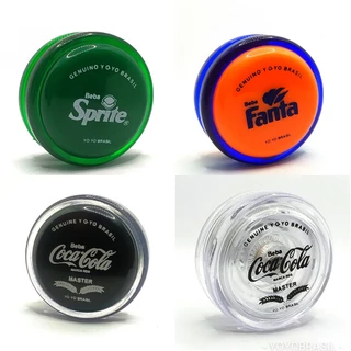 Kit Coleção 4 Ioiô io io / Yoyo Coca-Cola Genuine Retrô anos 80 yo-yo ORIGINAL yoyo Brasil Profissional com Eixo Fixo de Madeira ioio da Marca YOYOBRASIL Personalizados ioio + 6 cordas