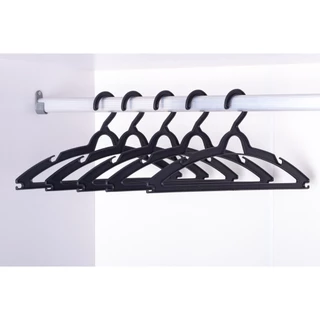 Kit 50 Cabides Preto Adulto + Kit Prendedor de Roupa Envio Imediato