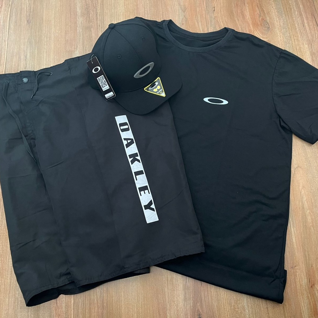Kit Black Da Oakley Bermuda Tactel + Camiseta Mandrake e Boné Top