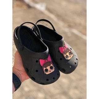 ✨ Crocs Minnie Mouse chegou para compor um super look da