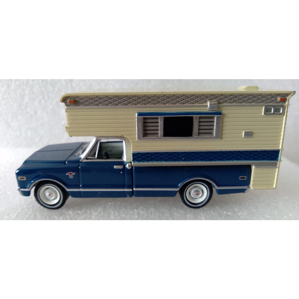 Miniature Greenlight 1/24 Chevrolet C10 Camper 1968 - Édition Gulf, Boîte Fermée