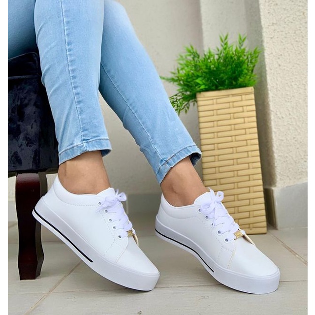 Tenis branco sale barato feminino