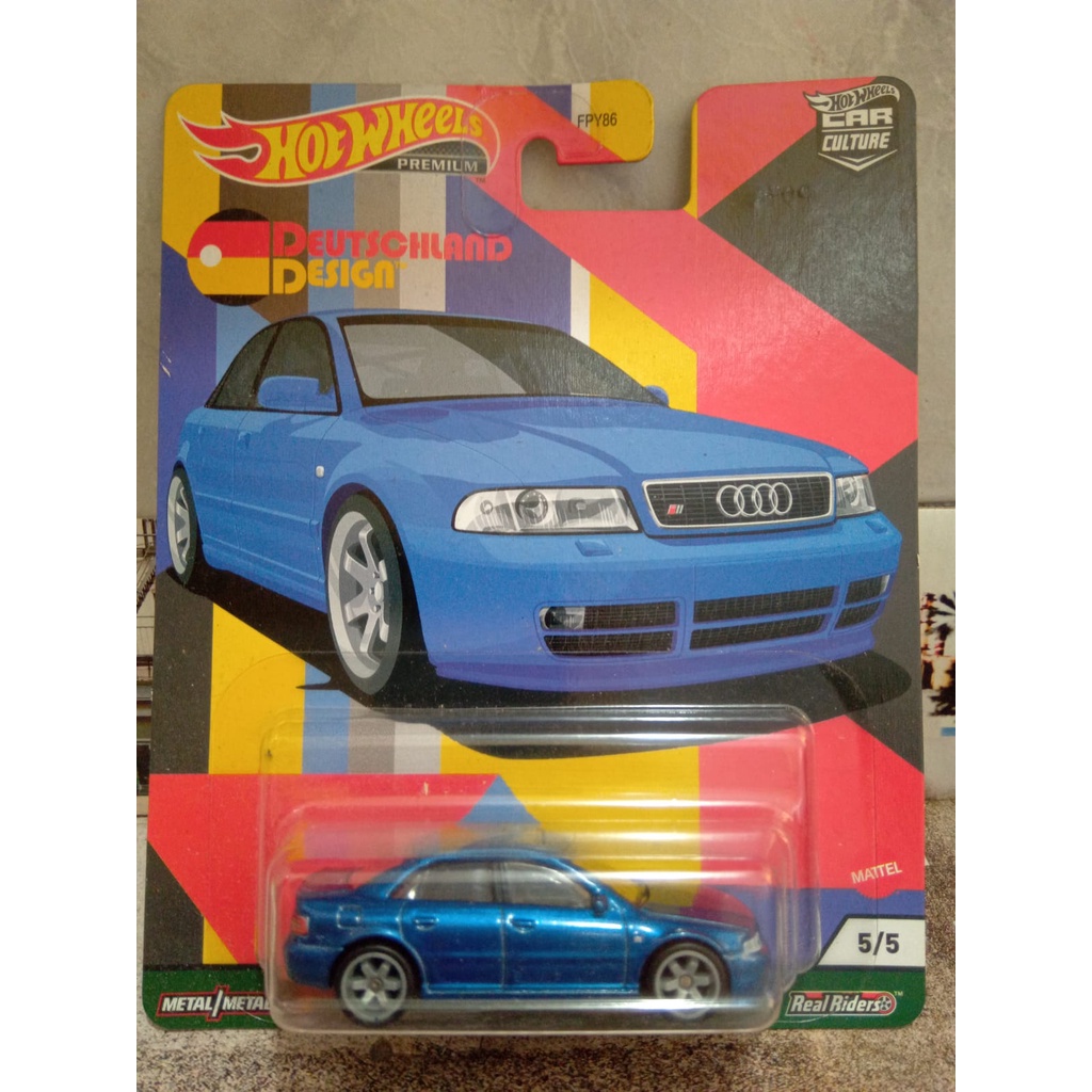 Hot Wheels Audi S4 Quattro Silver World Tour FPY86-961 A 1/64 Hot Wheels Audi S4 Quattro Silver World Tour FPY86-961 A 1/64