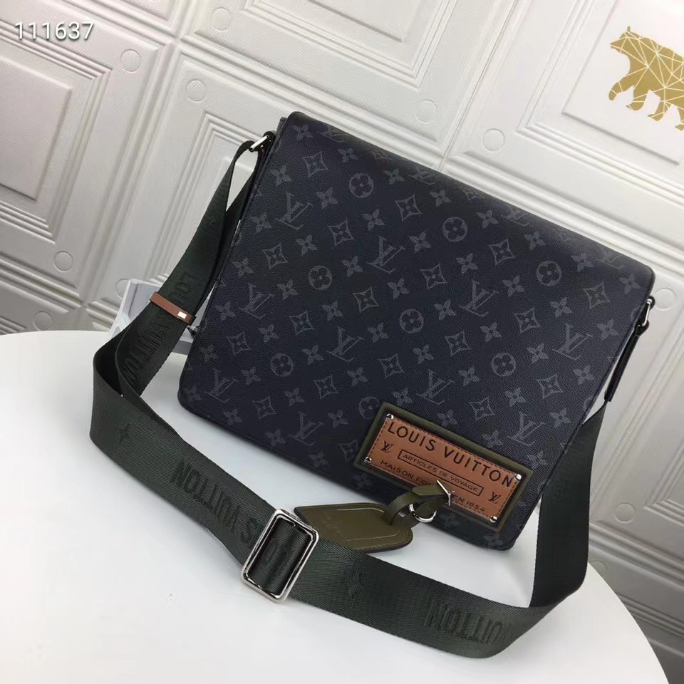 100 Original Mais Recente Louis Vuitton Men's Messenger Bag District