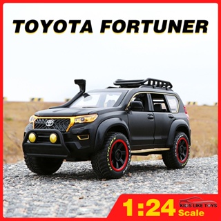 Diecast toyota fortuner new arrivals