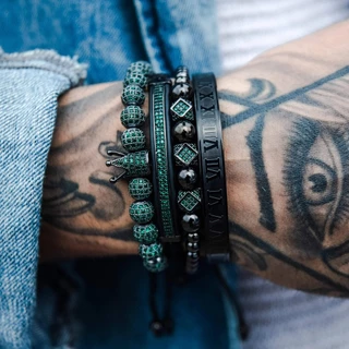 【086】Pulseiras de aço de titânio 4 peças/conjunto de pulseiras masculinas de luxo de zircão de aço de titânio Conjunto de pulseiras de personalidade da moda