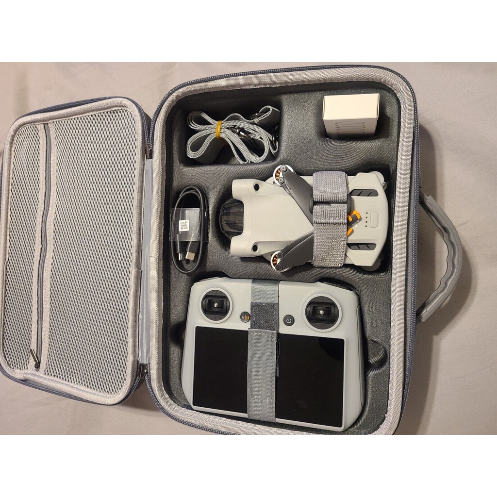 NOVO DJI Mini 3 Pro Camera Drone (with RC Remote) - Escorrega o Preço