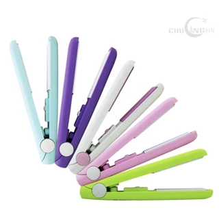 kit de 15 pcs / Mini Chapinha Prancha Compacta Cerâmica Super Pequena Prática de Bolsa Mochila Necessaire Viagem 17cm Alisadora Modelador
