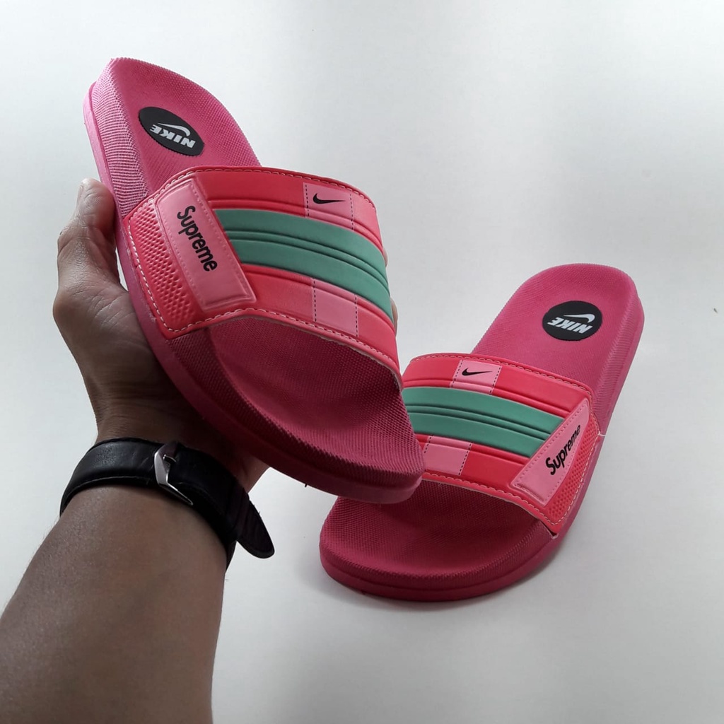 Supreme nike hot sale slides