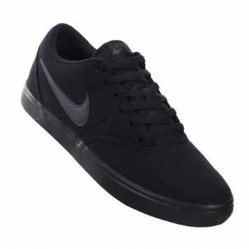 Tenis rasteiro hot sale masculino nike