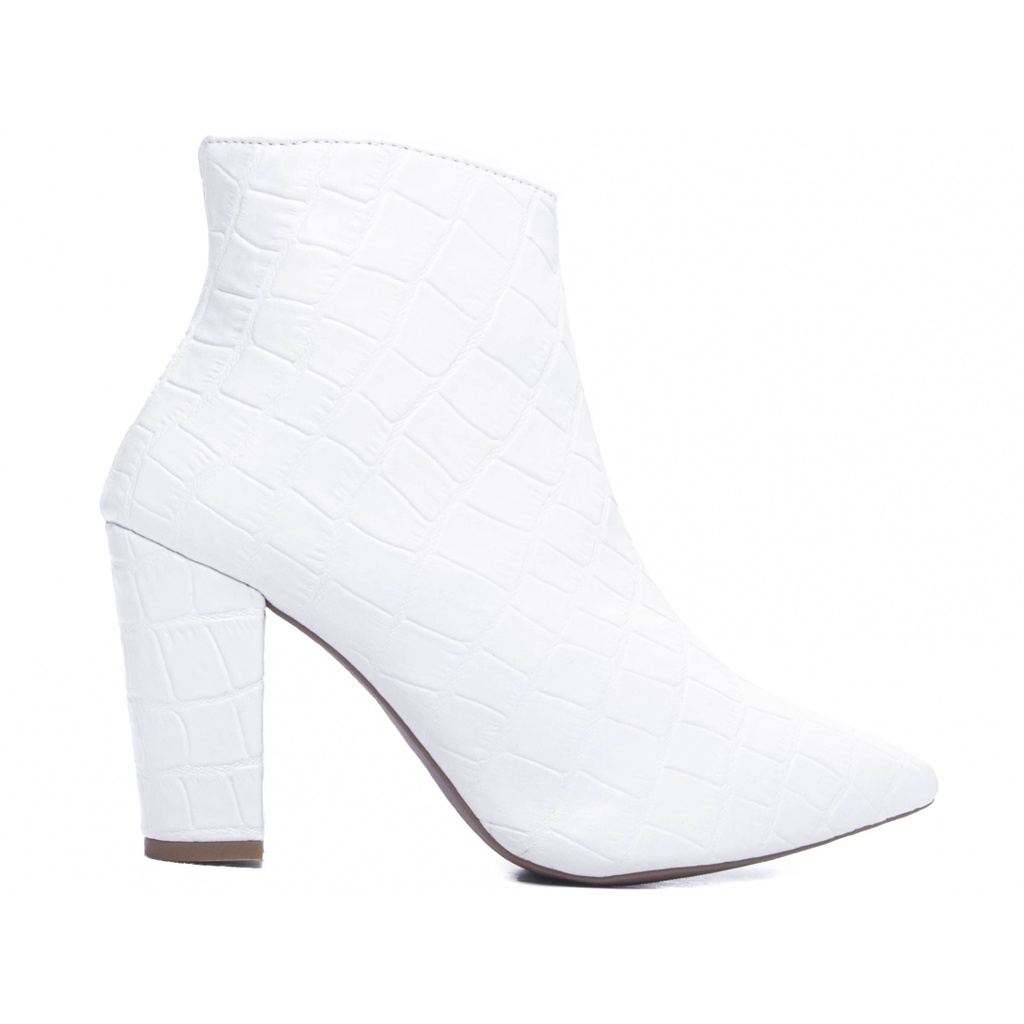 Bota Bico Fino Branca Salto Alto Quadrado Croco | Shopee Brasil