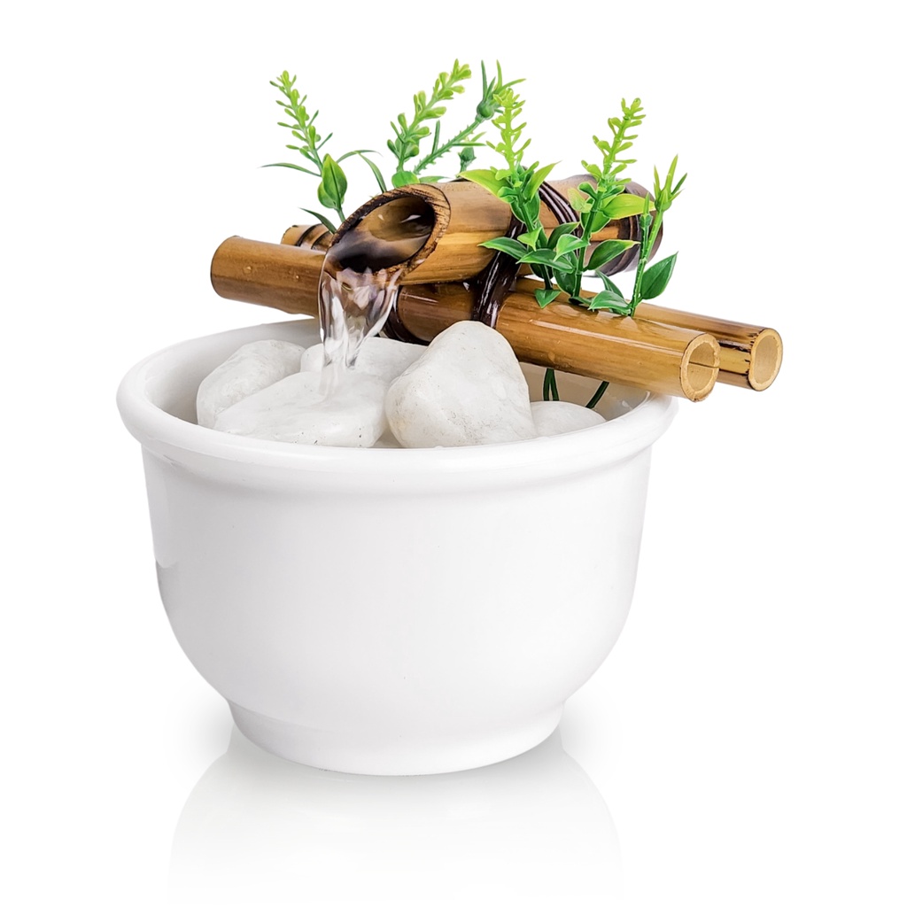 Fonte De Agua Cascata Biqueira Em Bambu Decoracao Novidade