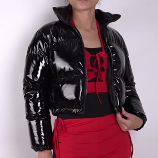 Jaquetas puffer metalizada feminina, malha cirrê, lamê, vinil, fosca ou corta vento