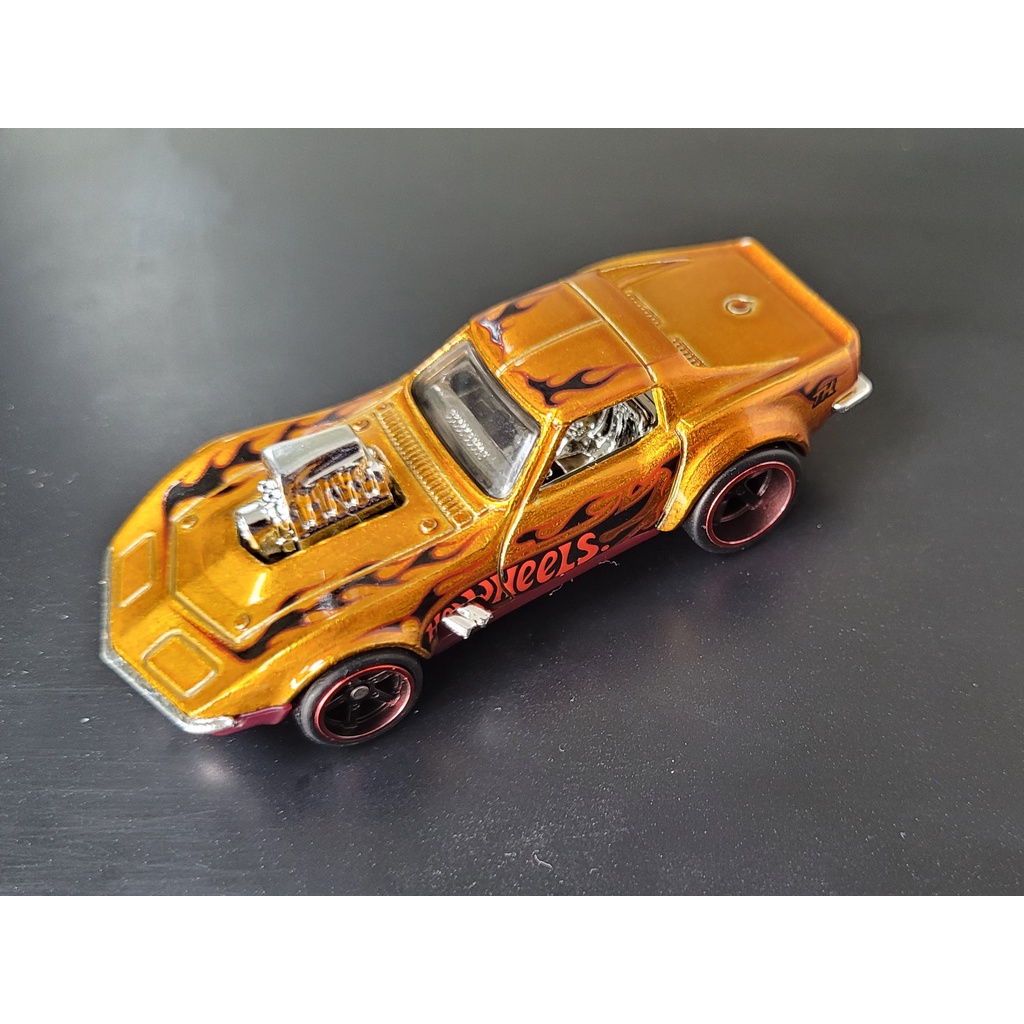 Hot Wheels 1/64 STH Super Treasure Hunt 68 Corvette Gas Monkey Garage