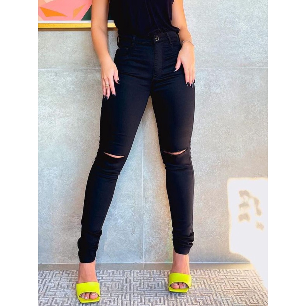 Calça Jeans Preta Skinny Rasgo No Joelho Modeladora Levanta Bumbum ...