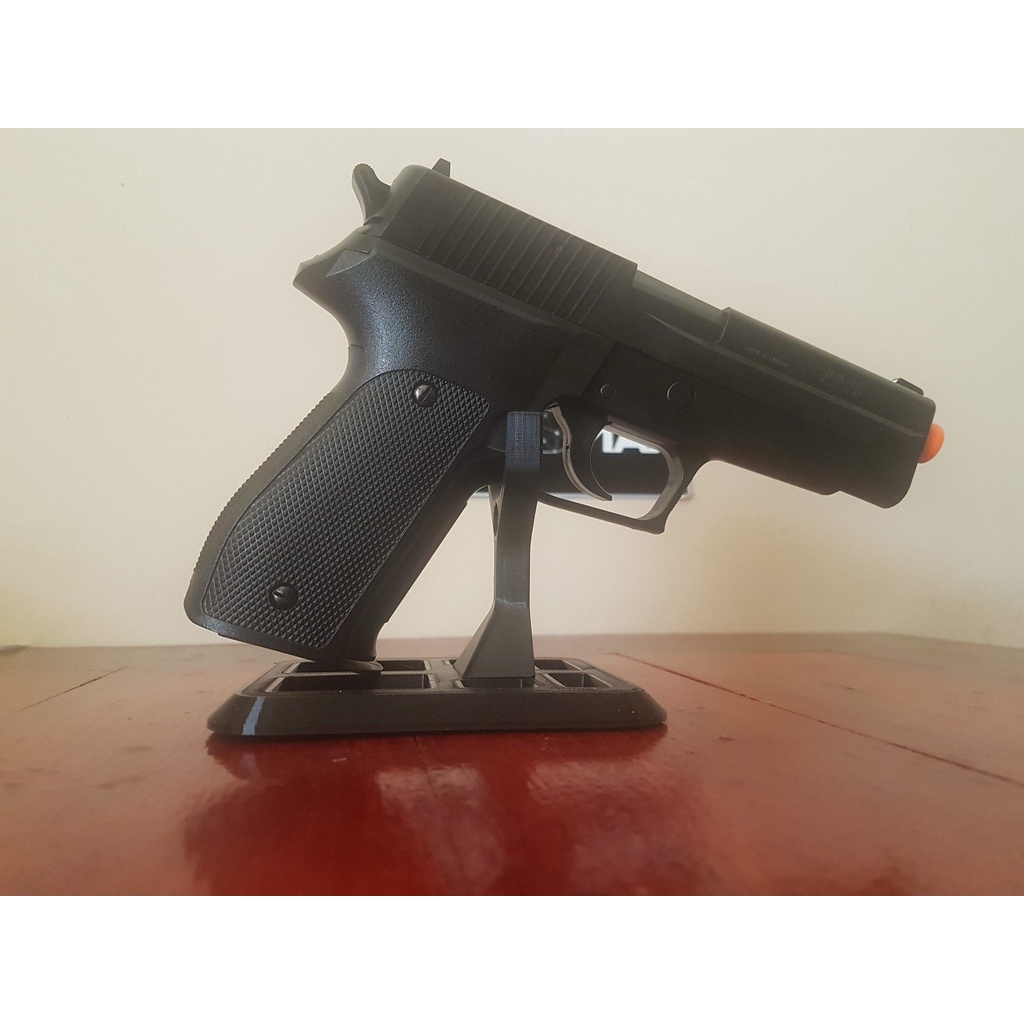 Pistola de Brinquedo Tipo P226 + Silicone + Alvo