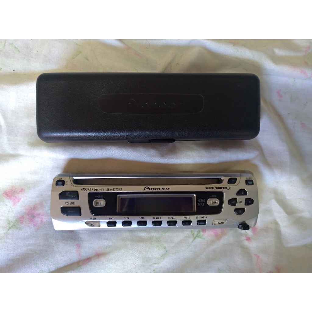 Frente de Radio Som Automotivo Pioneer DEH 2770MP