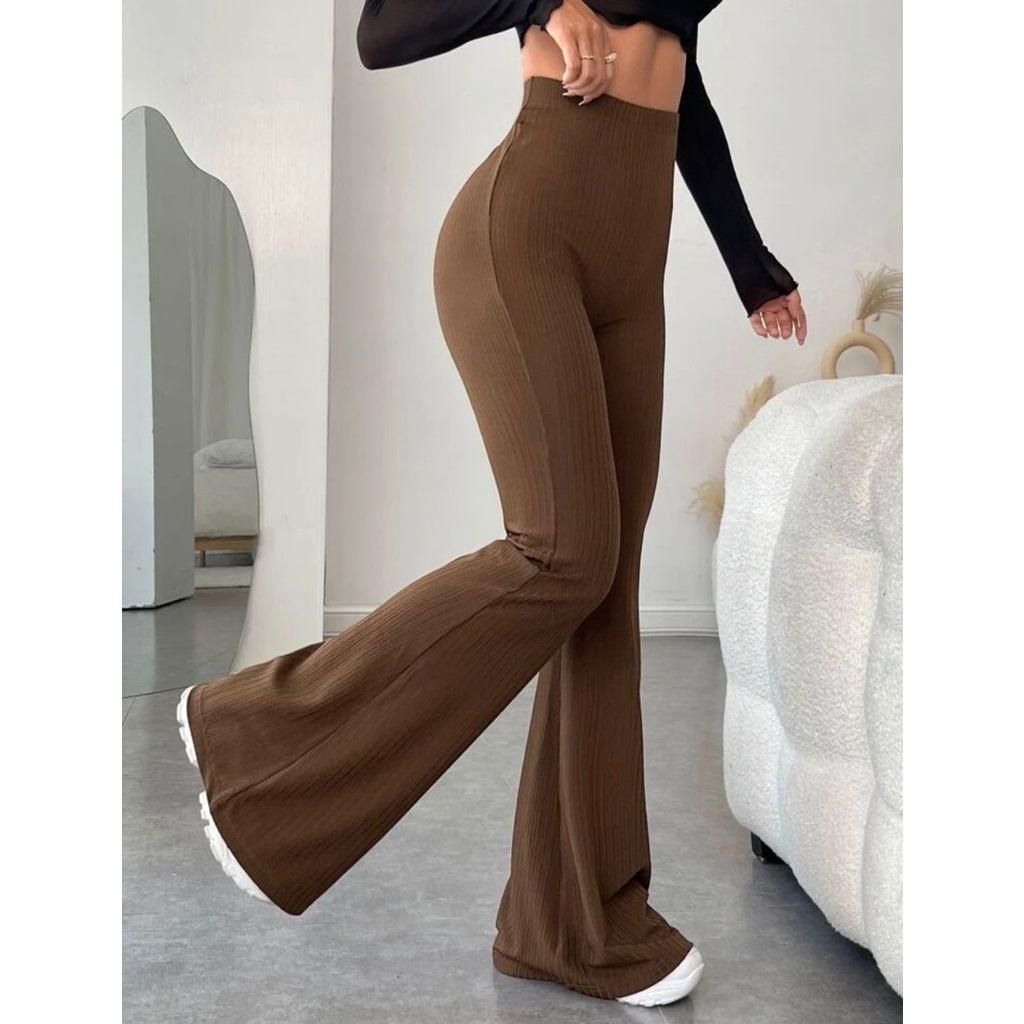 Calça Flare Básica