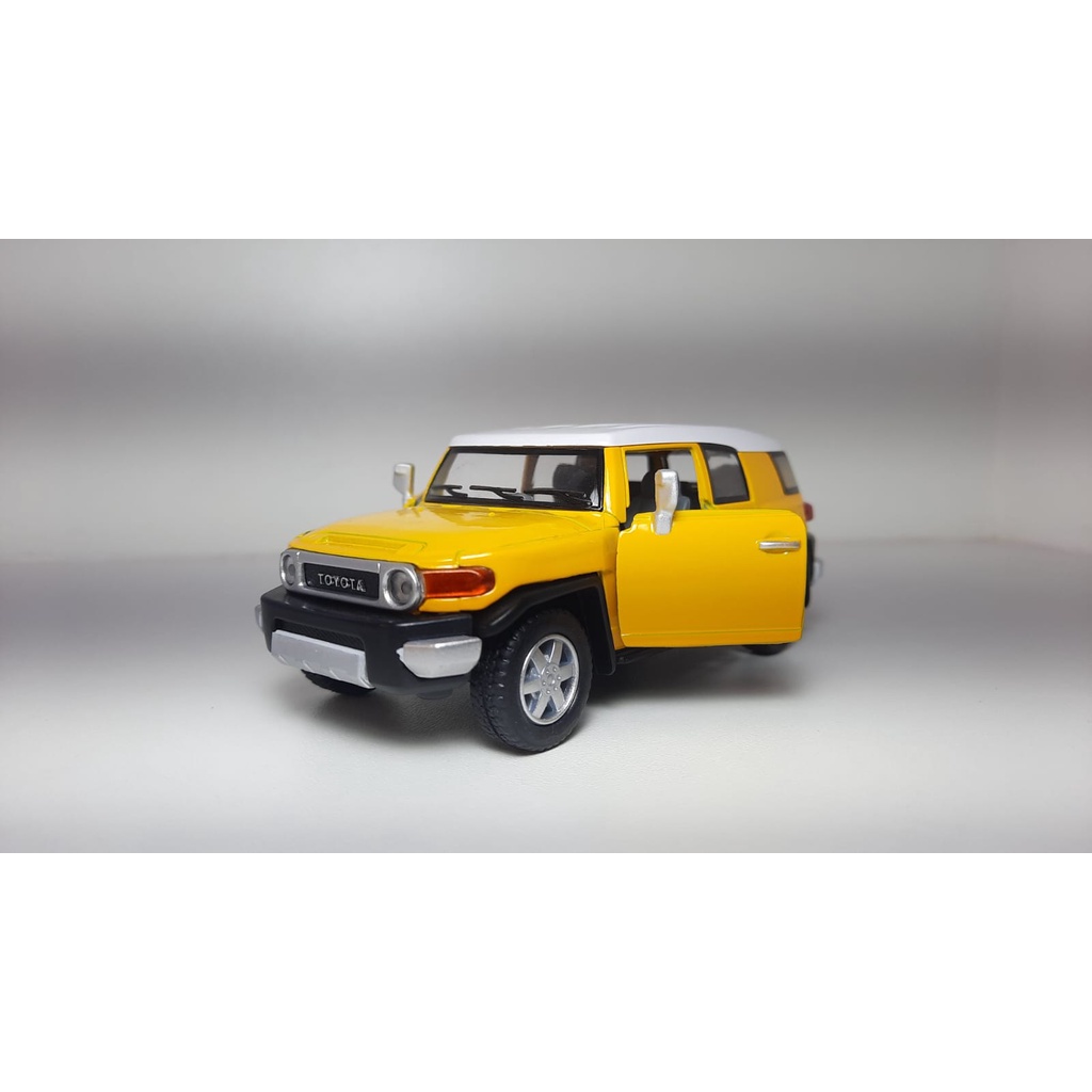 Miniatura Carro Coleção Toyota Fj Cruiser 1/36 Kinsmart | Shopee