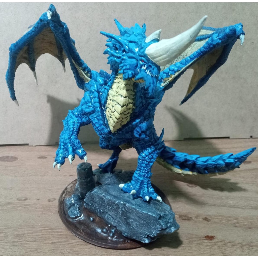 Miniatura RPG Dragão Azul Grande Ancião pintado - impressão 3D