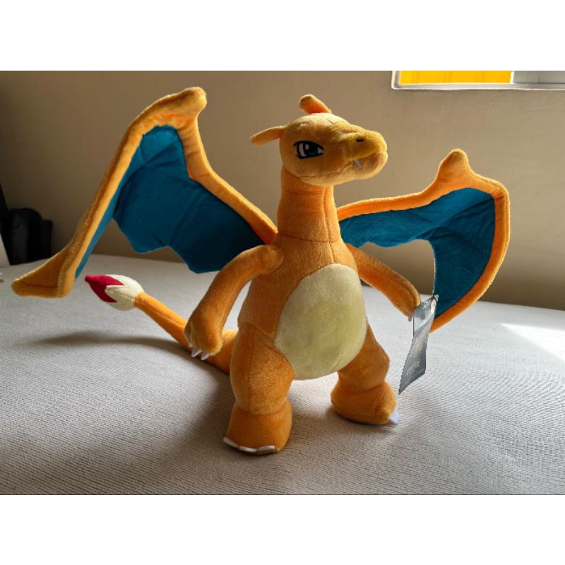 Pokemon o mais forte mega super charizard dragão brinquedos de pelúcia  preto 23cm