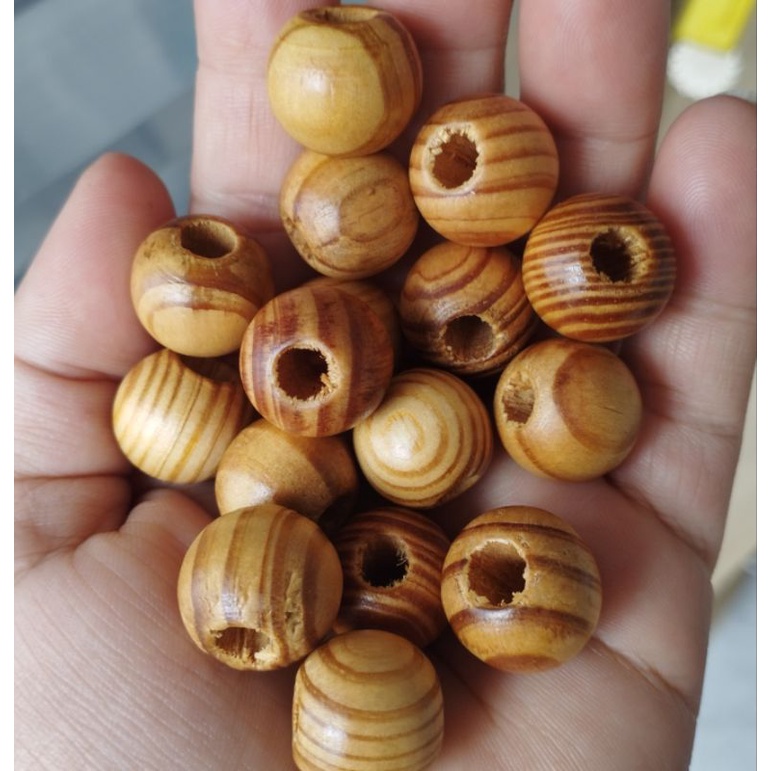 Bolas de madeira com furo grande para artesanatos em geral 18mm e 20mm ...