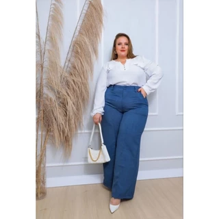 Calça Pantalona em Linho Plus Size