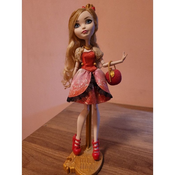 Apple White en el Día del Legado, ever after high. - Vinted