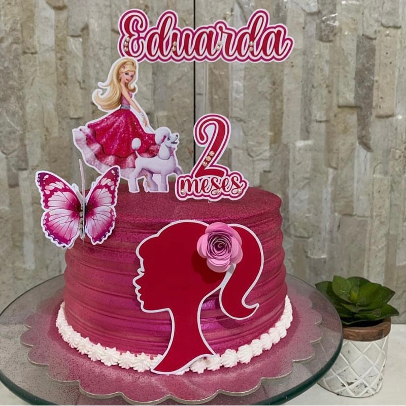 Bolo Barbie, Topper, Chantilly rosa, Redondo, Bico 21, 2 kg, 20  fatias