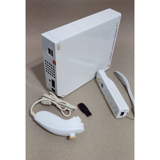 Nintendo Wii Usado Branco 2006 Com Controles + Jogos Wii Sports