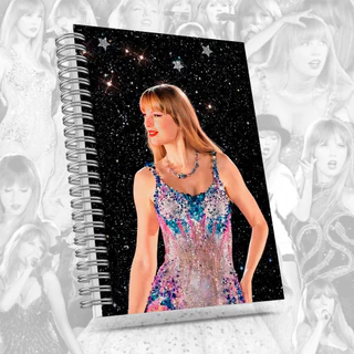 Caderno Taylor Swift com brinde especial - The Eras Tour - Capa dura, tamanhos A5 ou A6.
