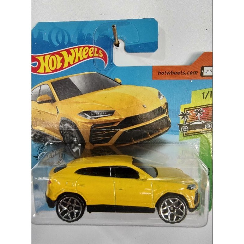 17 Lamborghini Urus 🟡 HOT WHEELS