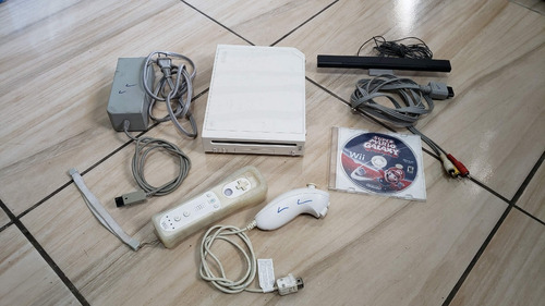 Nintendo Wii Branco Completo Funcionando 100%. H11