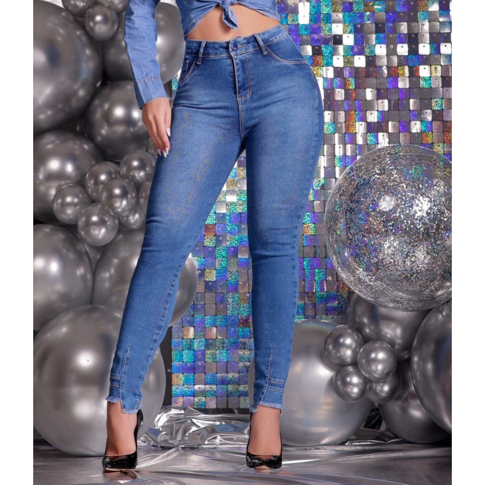Calça Cigarrete Jeans 36 ao 48 com Elastano Barra Desfiada Feminina