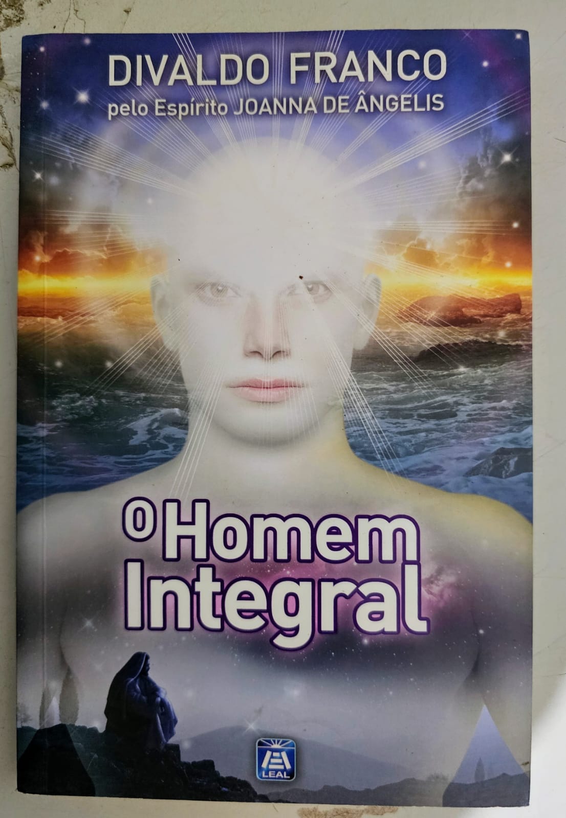 O homem integral de Divaldo Franco | Shopee Brasil
