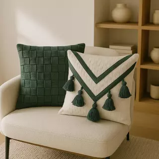 Capa de Almofada Artesanal Boho – Macramê Trançado 100% Algodão Verde 45x45