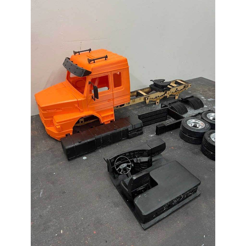 Kit Montagem Miniatura Scania 113 TopLine Escala 1/14