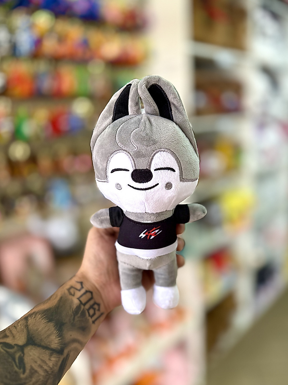 Pelúcia Stray Kids SKZOO 25cm Kpop Wolf Chan Bang Chan BokAri