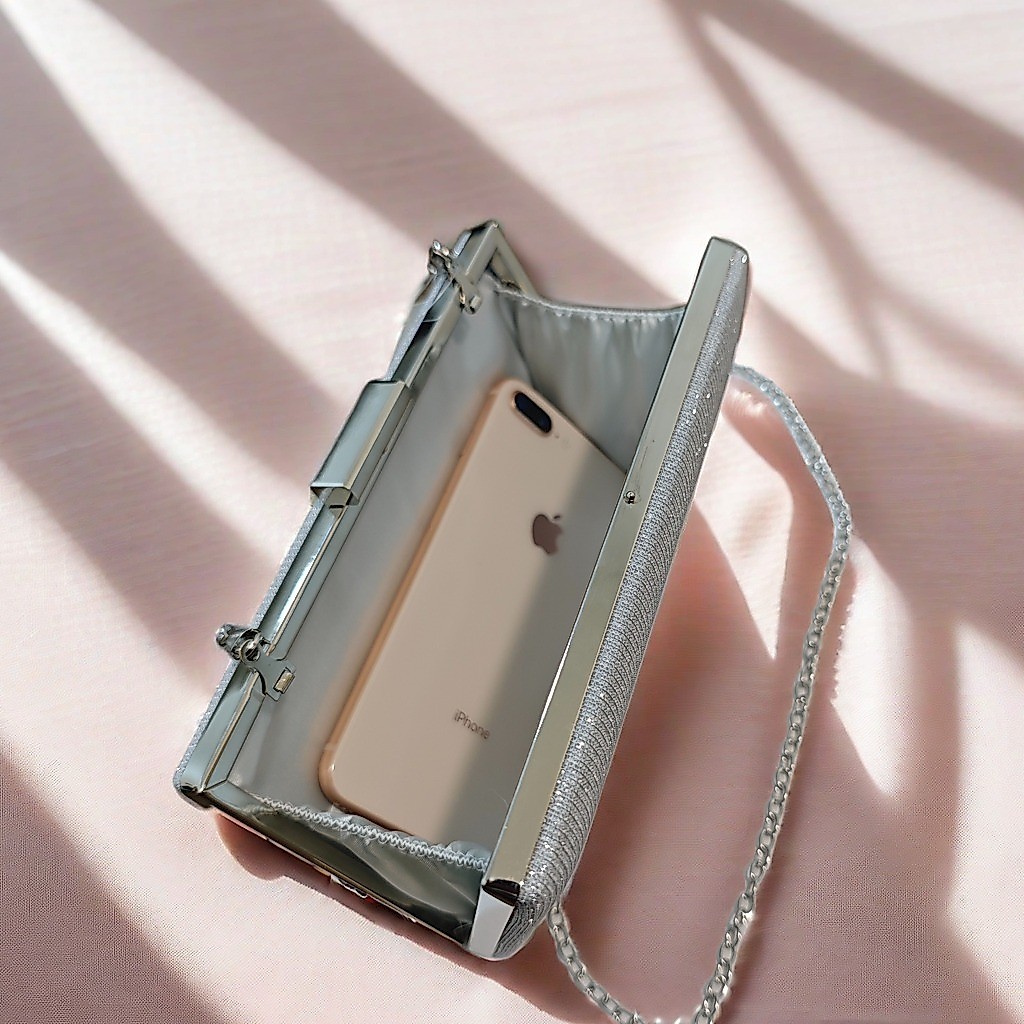 Bolsa clutch de festa com brilho — foto 6
