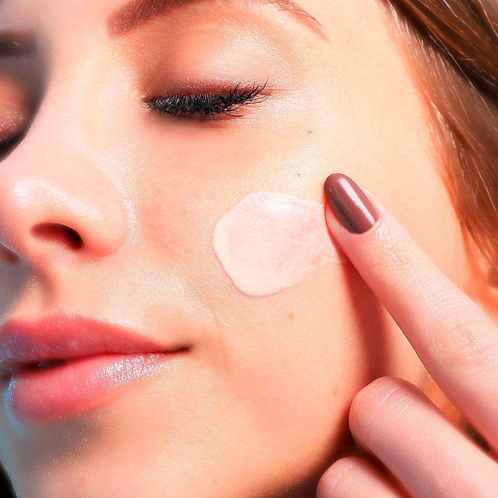Protetor solar clareador facial Hidrabene FPS 70 — foto 3