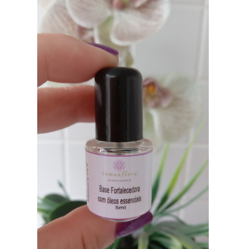 Base Fortalecedora de Unhas com Óleos Essenciais 10ml